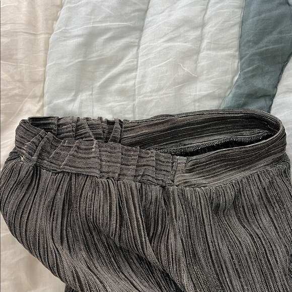 Stunning One Metallic Gold High-Waisted Wide-Leg Pants - Picture 9 of 9